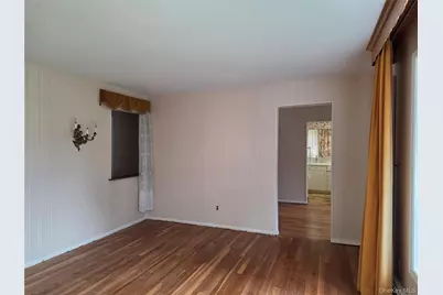42 Sheridan Street, Huntington, NY 11743 - Photo 5