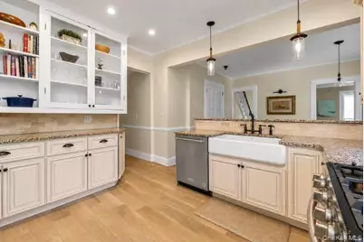64 Tooker Avenue, Oyster Bay, NY 11771 - Photo 7