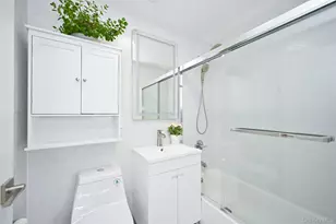 71-77 159th St, Fresh Meadows, NY 11365 - Photo 11