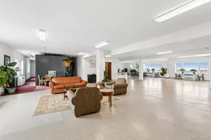 370 W Broadway, Long Beach, NY 11561 - Photo 25