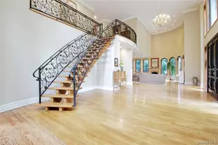 527 Manhasset Woods Rd, Manhasset, NY 11030 - Photo 7