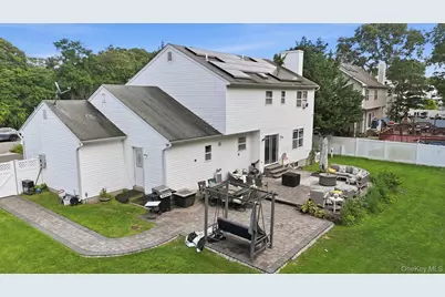53 Howard Drive, Coram, NY 11727 - Photo 37