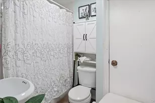 53 Howard Dr, Coram, NY 11727 - Photo 27