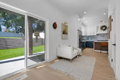 8366 Charlecote Ridge, Jamaica, NY 11432 - Photo 11