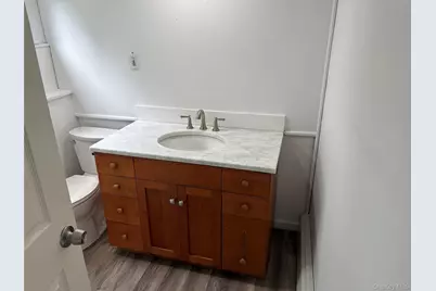 24 Carl Street, Ronkonkoma, NY 11779 - Photo 15