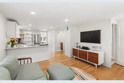 5 W Maple Avenue, Suffern, NY 10901 - Photo 9