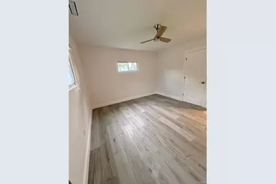 17 Jefferson Avenue, Northport, NY 11768 - Photo 11