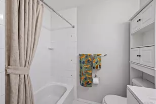 42 Pointe Cir S, Coram, NY 11727 - Photo 17