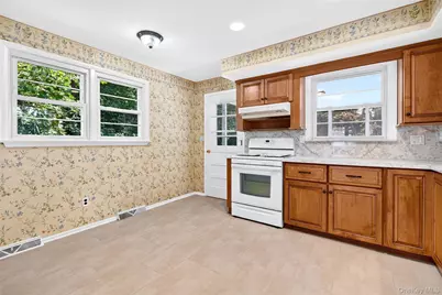 92 Kings Highway, New City, NY 10956 - Photo 17