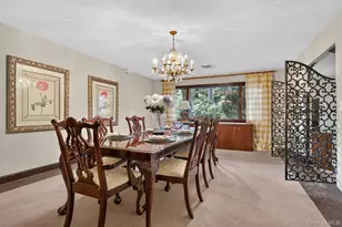 10 Dorchester Dr, Muttontown, NY 11545 - Photo 7
