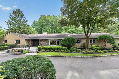 10 Dorchester Drive, Muttontown, NY 11545 - Photo 1