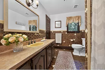 10 Dorchester Drive, Muttontown, NY 11545 - Photo 17