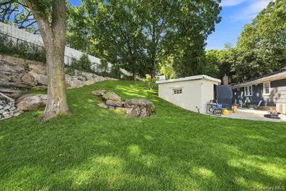 62 Raybrook Rd, Yonkers, NY 10704 - Photo 21