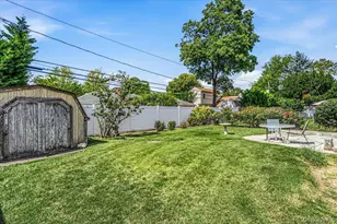 1860 Rockville Dr, Baldwin, NY 11510 - Photo 29