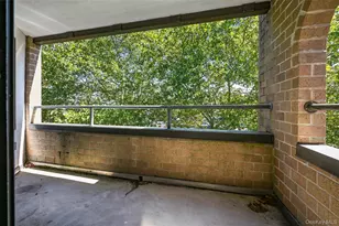 680 W Boston Post Rd, Mamaroneck, NY 10543 - Photo 23