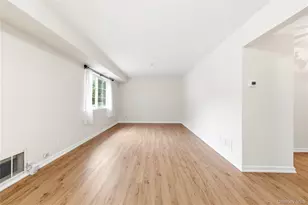 207 Lake Pointe Cir, Middle Island, NY 11953 - Photo 9