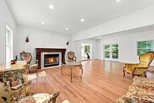 48 Private Rd, Calverton, NY 11933 - Photo 9