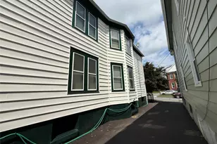 26 Lent St, Poughkeepsie, NY 12601 - Photo 35