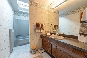 4 Huber Pl, Saint James, NY 11780 - Photo 15