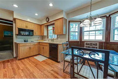 4 Huber Place, Saint James, NY 11780 - Photo 9