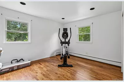 82 Branchville Road, Valley Cottage, NY 10989 - Photo 15