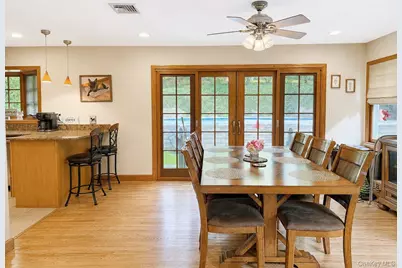 135 Kings Highway, Orangeburg, NY 10962 - Photo 7