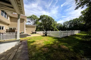 97 Chestnut St, Mount Sinai, NY 11766 - Photo 27