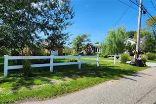 56 Cranberry Dr, Mastic Beach, NY 11951 - Photo 7