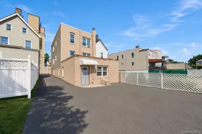 1581 Hollywood Avenue, Bronx, NY 10461 - Photo 25