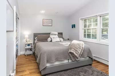 260 W 20th Street, Deer Park, NY 11729 - Photo 13