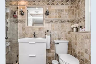 260 W 20th Street, Deer Park, NY 11729 - Photo 21