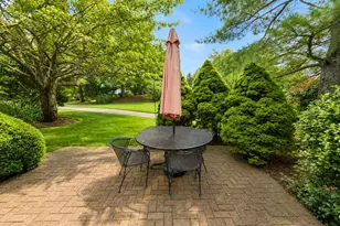 643 Verona Dr, Melville, NY 11747 - Photo 21
