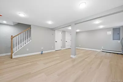 828 Bruce Drive, Wantagh, NY 11793 - Photo 21