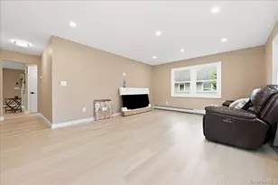 828 Bruce Dr, Wantagh, NY 11793 - Photo 7