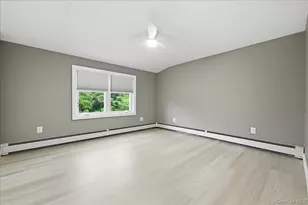828 Bruce Dr, Wantagh, NY 11793 - Photo 17