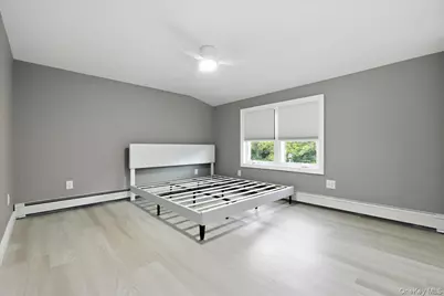 828 Bruce Drive, Wantagh, NY 11793 - Photo 13