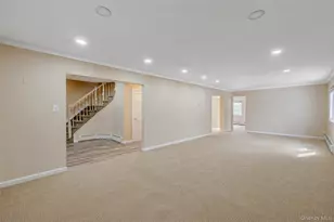 3935 Sally Ln, Oceanside, NY 11572 - Photo 5