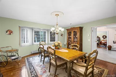 1 Jason Court, Dix Hills, NY 11746 - Photo 5
