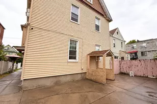95-15 118th St, Richmond Hill, NY 11419 - Photo 3