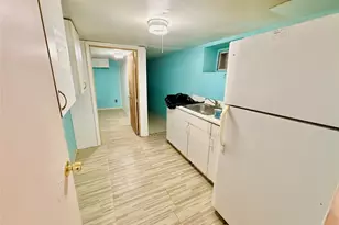 95-15 118th St, Richmond Hill, NY 11419 - Photo 37