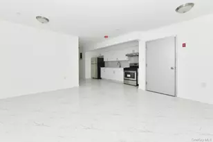 57-14 163rd St, Fresh Meadows, NY 11365 - Photo 15