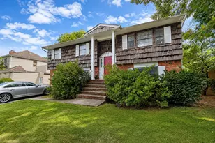 7 Roberts Ln, Cedarhurst, NY 11516 - Photo 1