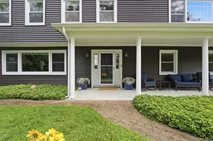 46 Truesdale Lake Dr, South Salem, NY 10590 - Photo 3
