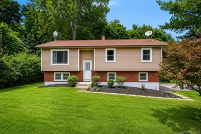 60 Sutton Park Road, Poughkeepsie, NY 12603 - Photo 1