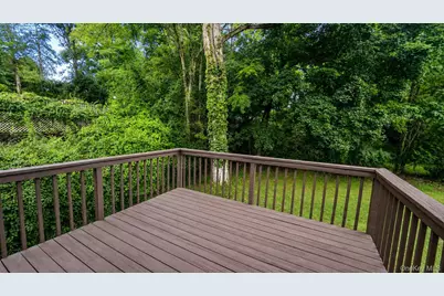 60 Sutton Park Road, Poughkeepsie, NY 12603 - Photo 25