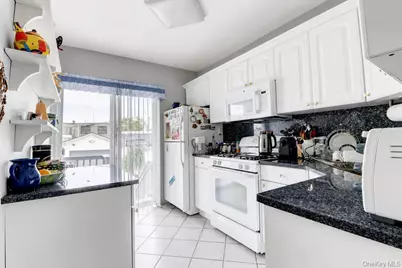 6214 62nd Road, Middle Village, NY 11379 - Photo 5