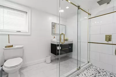 27-17 Ericsson Street, East Elmhurst, NY 11369 - Photo 41