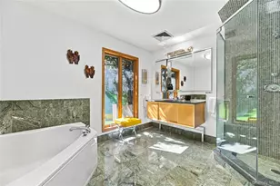 36 Blue Grass Ln, Beacon, NY 12508 - Photo 9