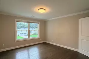 28 E Fern Dr, Jericho, NY 11753 - Photo 13
