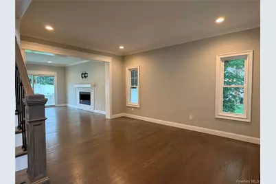 28 E Fern Dr, Jericho, NY 11753 - Photo 5